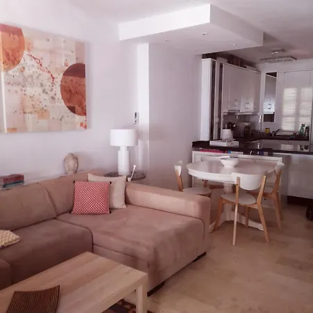 Appartamento - Playa - 2 En Urbanizacion Al Lado Del Mar Te12 Estepona